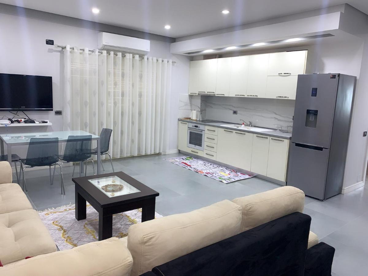 Apartament Dean Vlorë Exterior foto